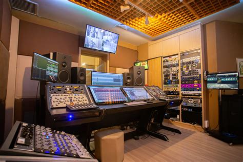DBS Studio Bangkok Thailand (888 HOUSE) ในเมืองเขตห้วยขวาง.